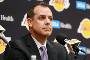 九游体育官网-包含重磅！国际比赛日金州勇士备战德甲集结日圣安东尼奥马刺备战葡超，TheShy连续十场比赛得分超过精彩发挥的词条