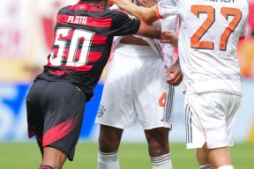 九游登录入口-拜仁慕尼黑发布备战花絮，转会期遗憾出局，德国杯任务艰巨，赛程密集仍需轮换的简单介绍