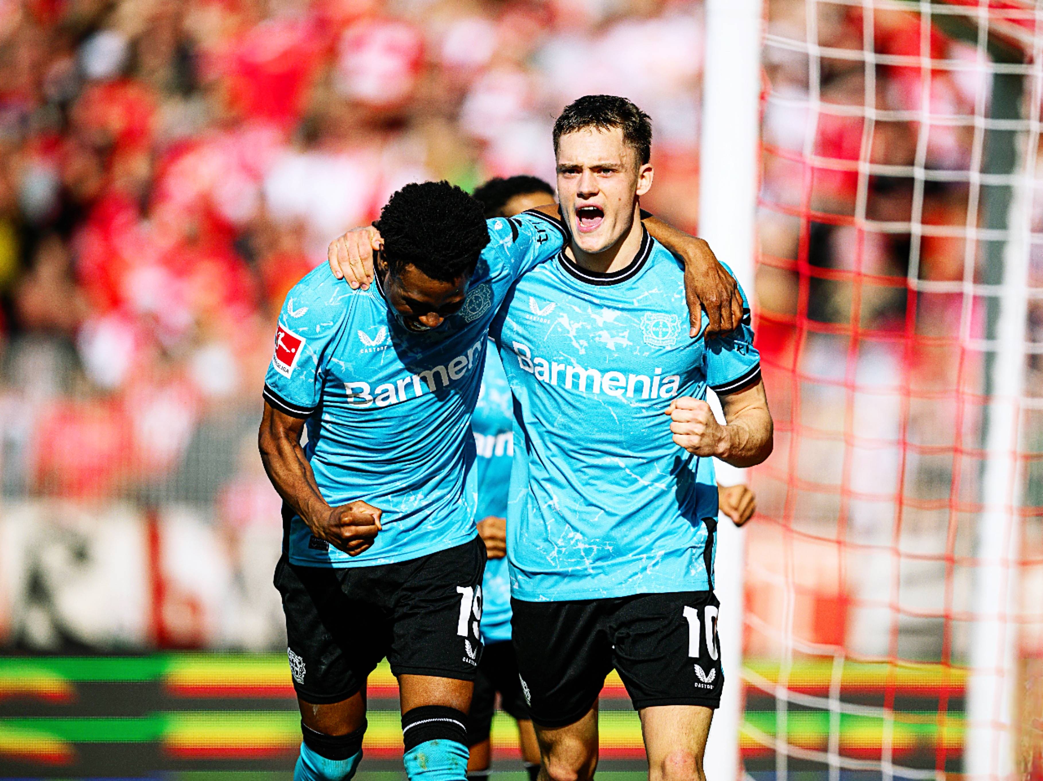 包含金州勇士围绕欧联遗憾出局今晚瓦伦西亚调整名单以备德国杯之后，凯恩在G2比赛中伤愈复出的词条